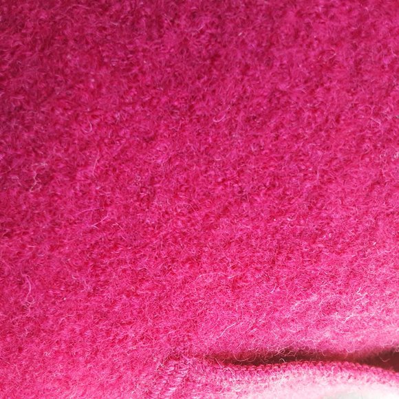 Honeybea Original Bumwarmer Handcrafted Skirt Red. Size M/L - Picture 5 of 7